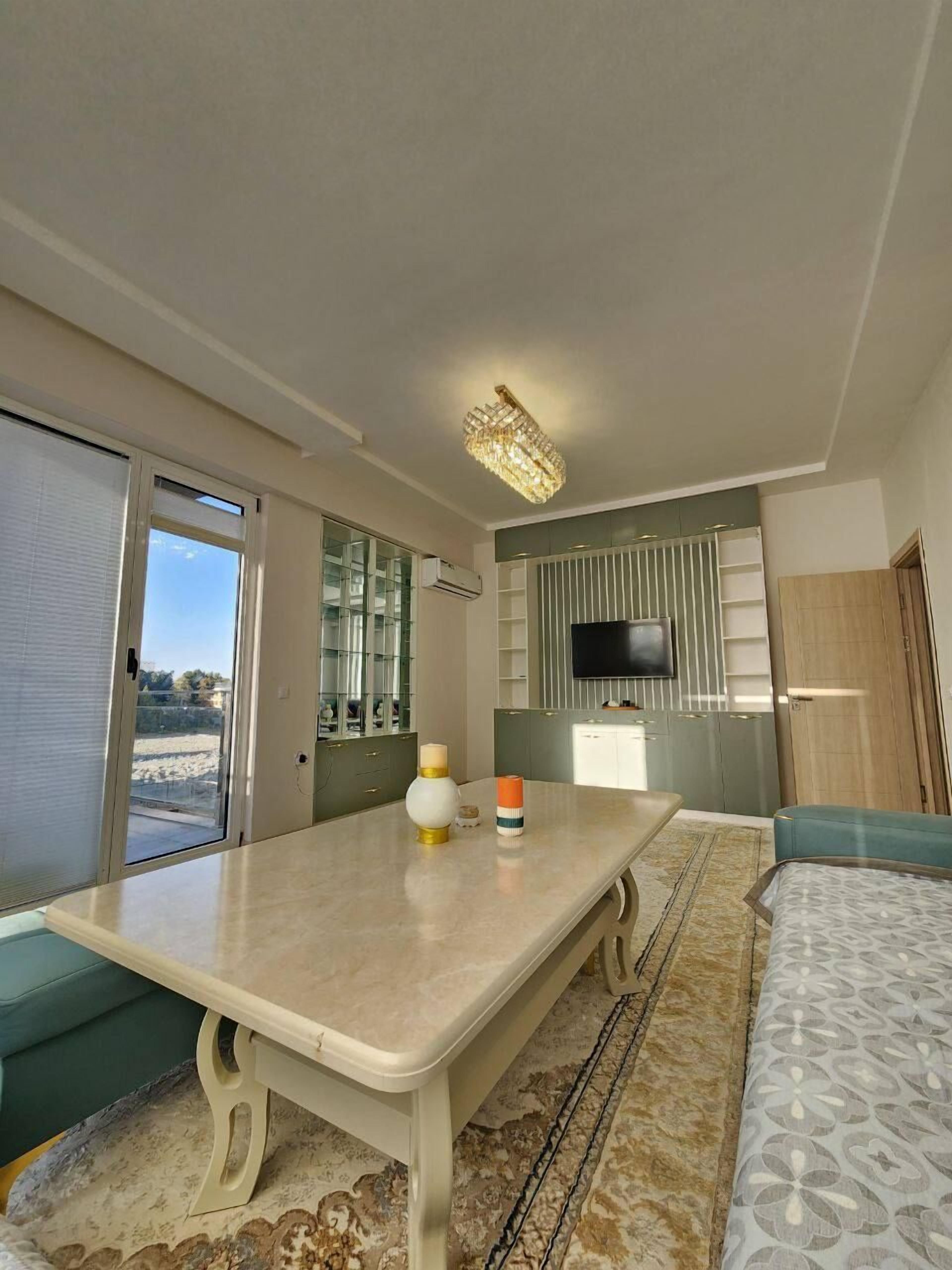 Appartement Confort, balcon, vue cour intérieure | Intérieur