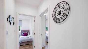 ํจ๋ฐ๋ฆฌ ์ํํธ