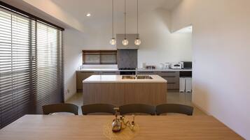 Casa de lujo, vistas al mar | Cocina privada