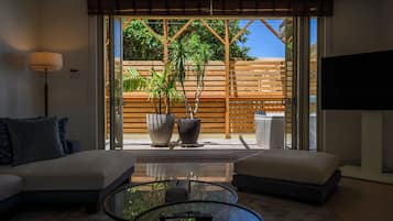 Luxury-Haus, Meerblick | Wohnbereich | 56-Zoll-Smart-TV mit Kabelempfang