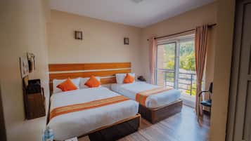 Family Room, Resort View | Desk, free WiFi