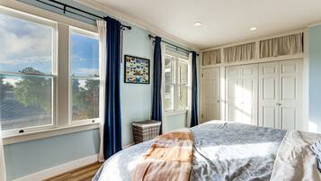 3 chambres, fer et planche à repasser, Wi-Fi gratuit, draps fournis