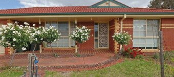 Relaxing Family Getaway | 3BR House with Garden