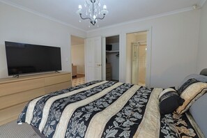 3 Schlafzimmer, Bügeleisen/Bügelbrett, WLAN, Bettwäsche