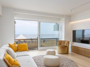 TV - Beautiful apartment with direct sea view (Middelkerke)