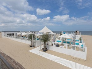 Beach nearby - Beautiful apartment with direct sea view (Middelkerke)