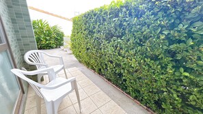 Balcony view - GREEN LODGE (Yomitan)