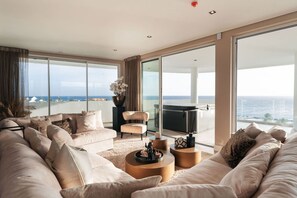 Smart TV - Ocean-View 4BR Penthouse with Jacuzzi By Bocobay (Willemstad)