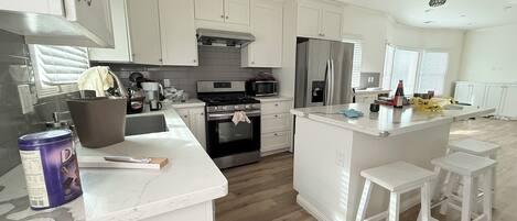 Microwave, oven, stovetop, dishwasher