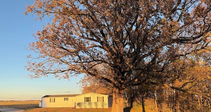 Hay Rake Country Acres-Peaceful Getaway - 4BR, 2BA - Sleeps 8