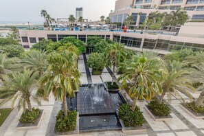 Property grounds - Exquisite 2BR Seafront Haven with Resort Lifestyle and Panoramic Sea Views (Fujairah)