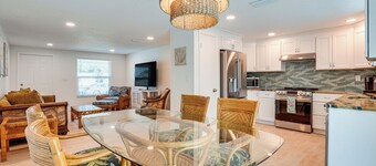 2 Mi to Beach! Snowbird Haven w/ Pool in Venice