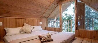 DUPLEX TREEHOUSE- TANDI -WIFI