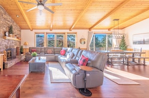 Living area - New! Bearadise ~ The Retreat (Big Bear Lake)