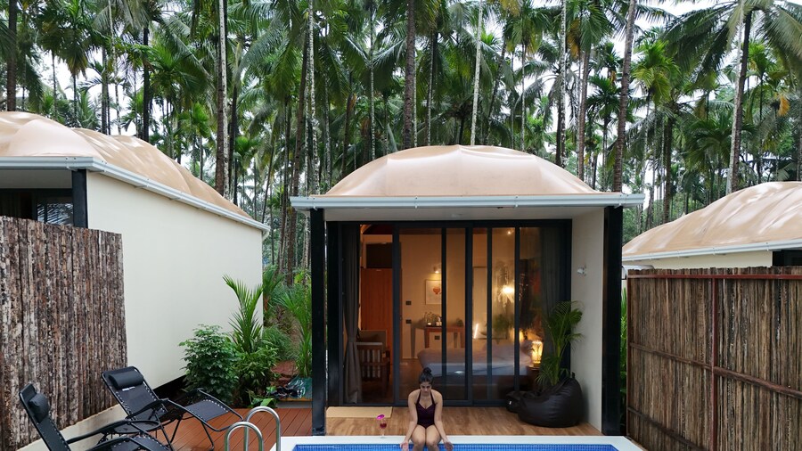 ヒプノエティック ゴア - プライベートプール コテージ