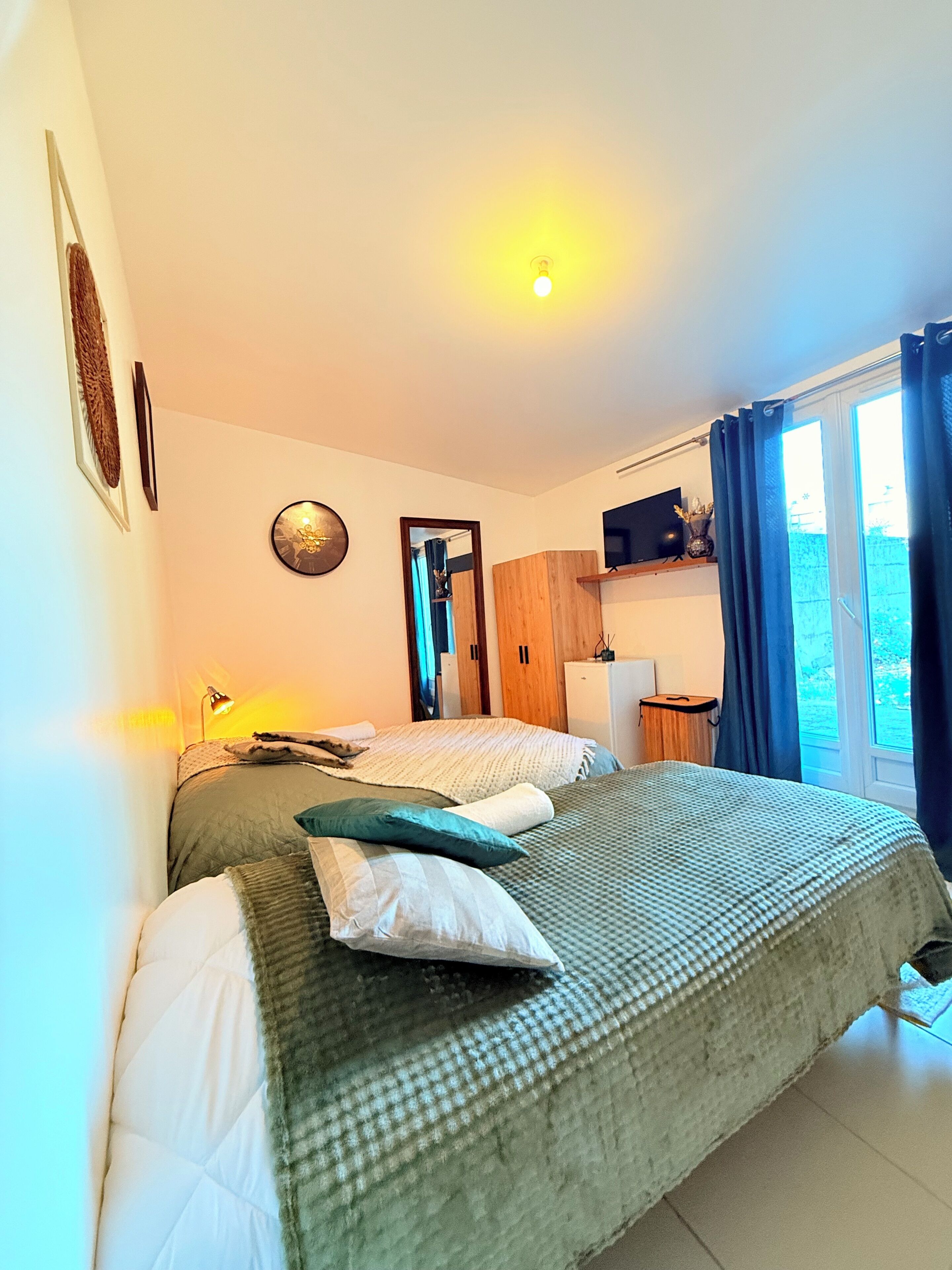 Wi-Fi gratuit, draps fournis