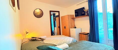 Wi-Fi gratuit, draps fournis