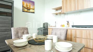 Loft, 2 grands lits, non-fumeur, coin cuisine | Restauration dans la chambre