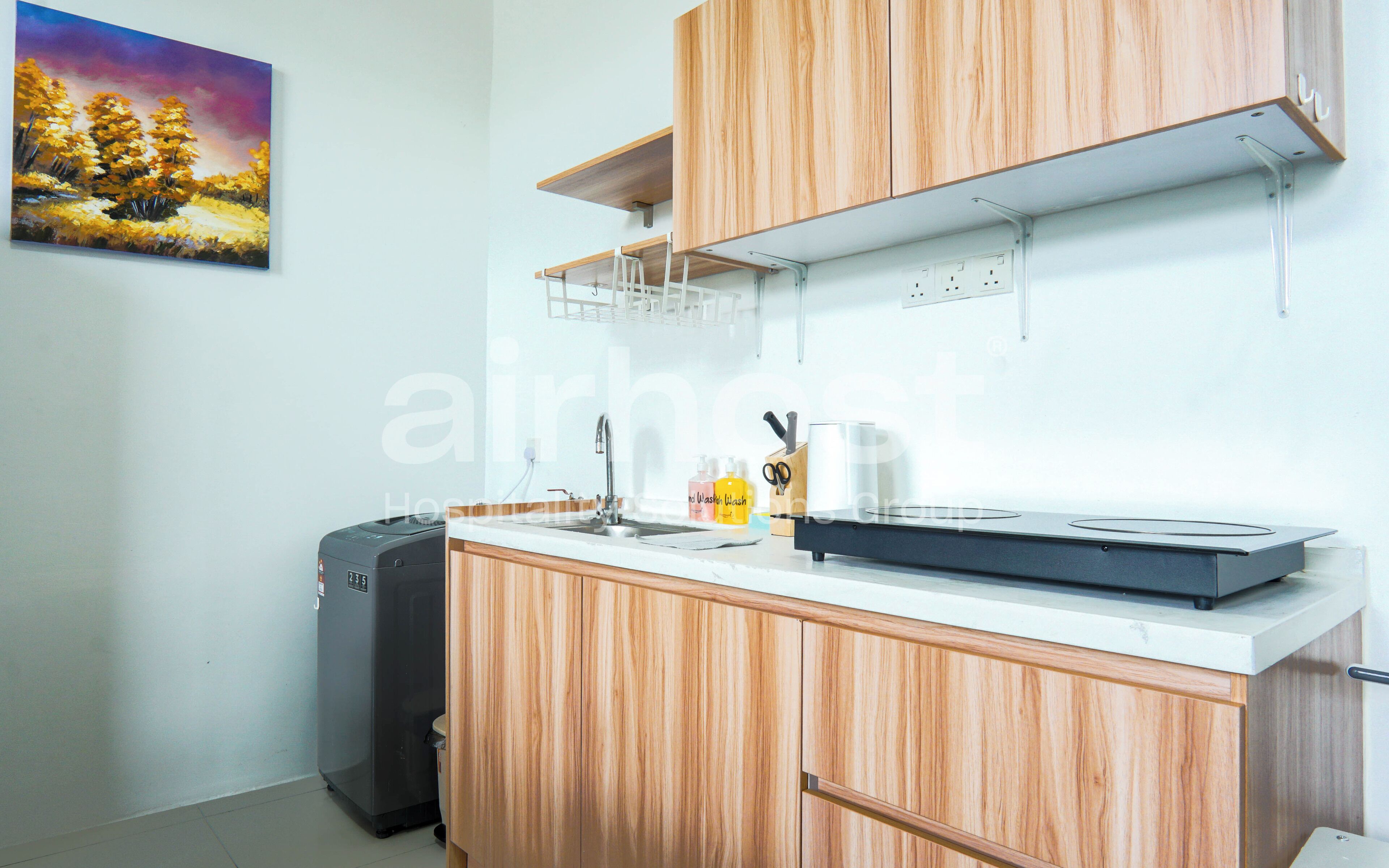 Loft, 2 Katil Ratu (Queen), Non Smoking, Kitchenette | Dapur peribadi | Cerek elektrik 