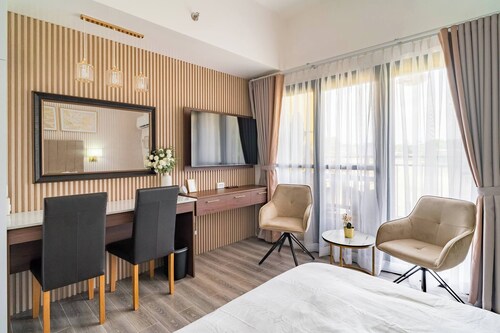 Elegant Studio, Close to the Airport and big Malls