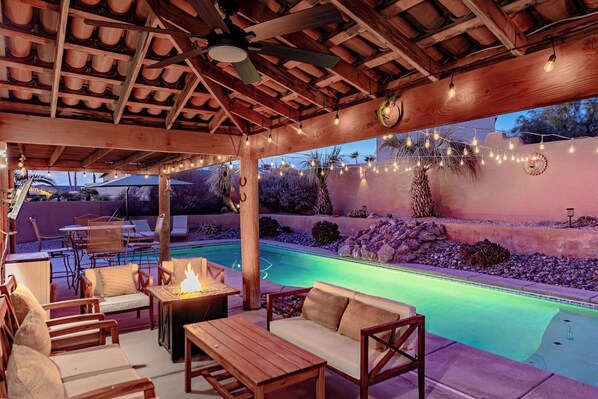 Pool - Havasu Aloha | Pool | Firepit | Designed For Comfort (Lake Havasu City)