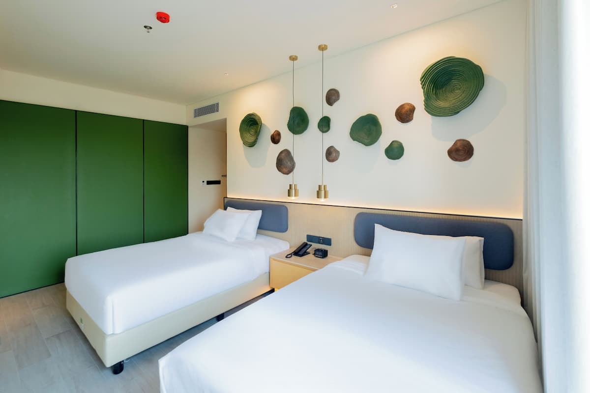 高级双床房, 无烟房, 私人浴室 | 办公桌、笔记本电脑工作区、熨斗/熨板、免费 WiFi