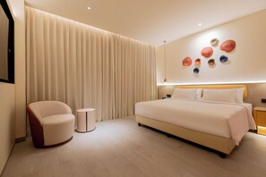 Luxury Single Room, Non Smoking, Private Bathroom | Desk, laptop workspace, iron/ironing board, free WiFi - TMG Hotel Tebet Marclan Collection (Jakarta)