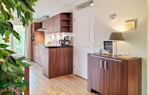 冰箱、微波炉、洗碗机、茶具/咖啡用具