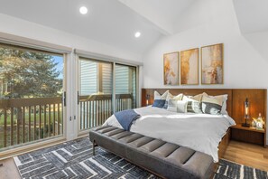 3 chambres, fer et planche à repasser, Wi-Fi gratuit, draps fournis