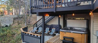 5BDR, Hot Tub, Deck, Firepit | Mins to Village & Lake | The Hilltop by AvantStay