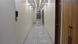 Interior detail - Hotel Robinson Kasganj (Kasganj)