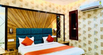 Hotel Robinson Kasganj