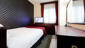 Desk, laptop workspace, free WiFi