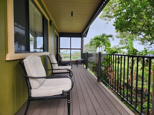  2-bedroom house in stunning Discovery Harbour perfect for a relaxing getaway.