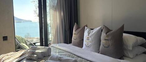 Bügeleisen/Bügelbrett, WLAN, Bettwäsche