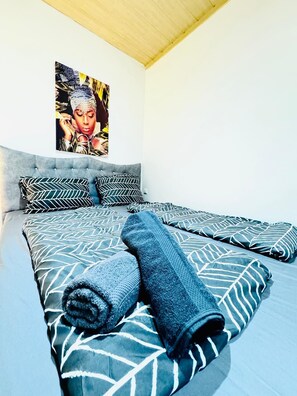 Apartamento básico | Tabla de planchar con plancha