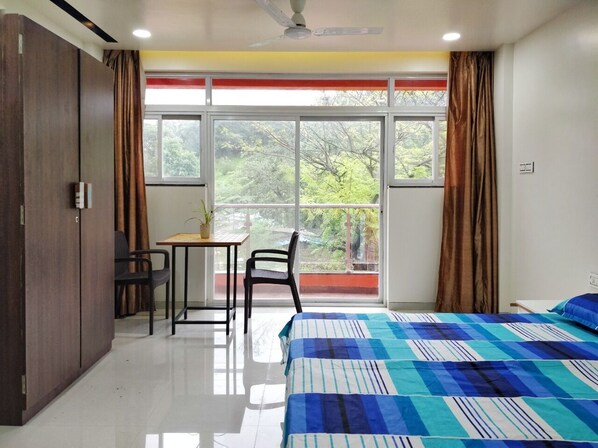 Estudio, vista a la ciudad | Vista desde la habitación