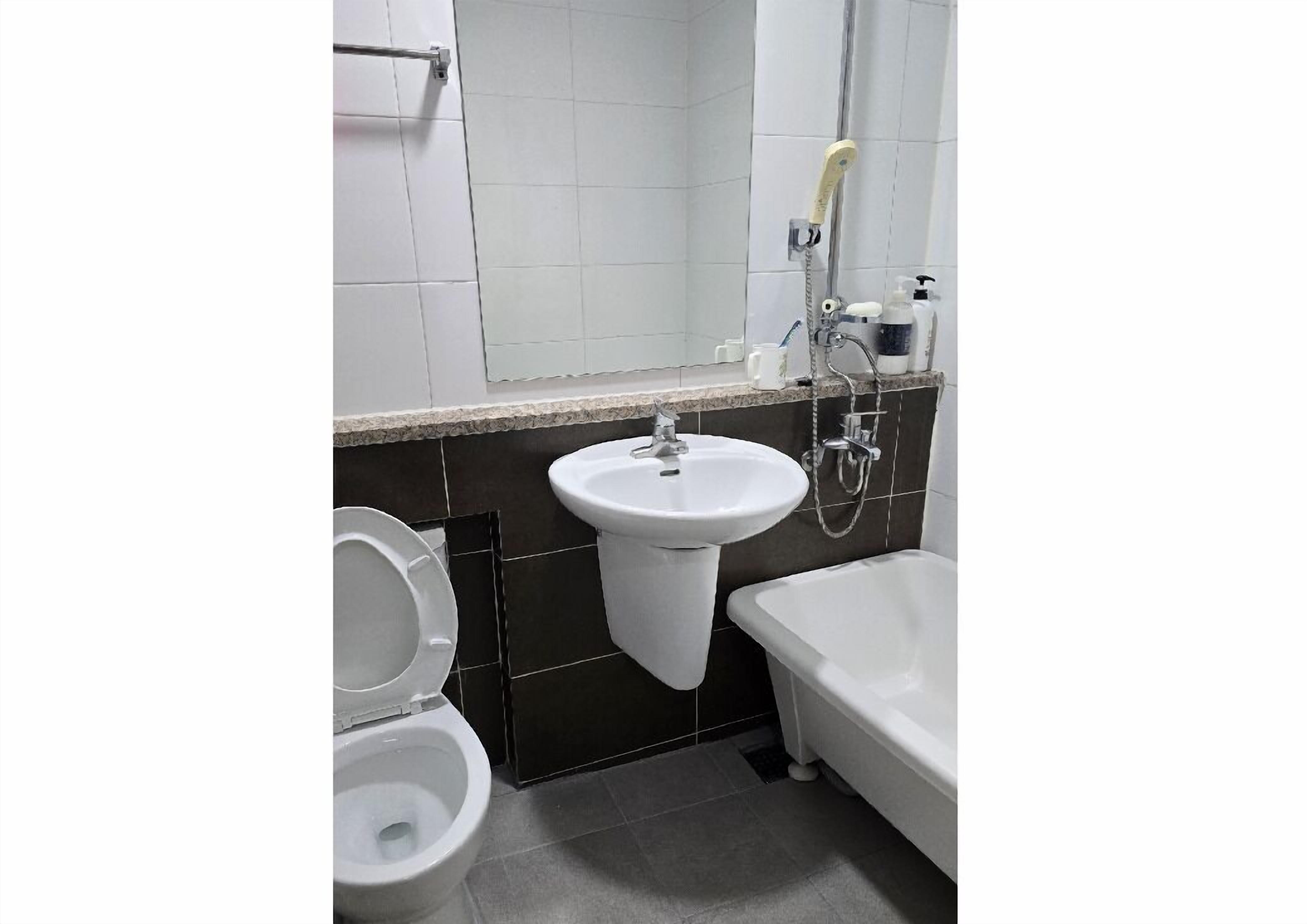 4PY Double | Bathroom