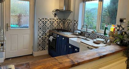 Charmante maison de 2 chambres à Hucknall, idéale pour une escapade relaxante