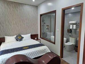 Luxury Single Room, Balcony, City View - Hoang Gia Luxury (Ha noi)