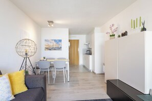 Living area - 2 bedroom accommodation in Oostduinkerke (Oostduinkerke)