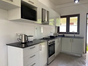 Casa, 2 habitaciones, fumadores, terraza | Interior