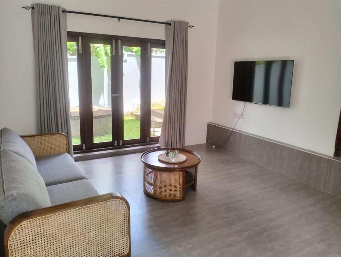 House, 2 Bedrooms, Smoking, Terrace | Ruang tamu