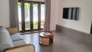 House, 2 Bedrooms, Smoking, Terrace | Ruang tamu