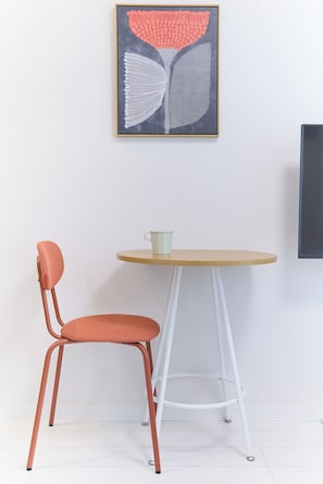 Room (101) | Free WiFi - Zenith Nishinakanobu (Tokyo)