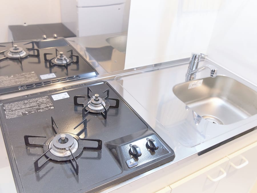 Fridge, microwave, stovetop, electric kettle