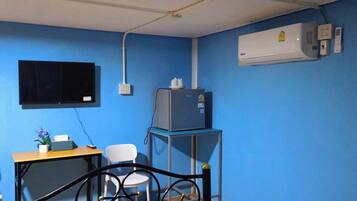 Twin Room | Air conditioning