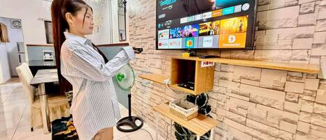 المنشأة من الداخل