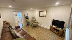 Living area - Seaton's Hidden Gem Charming Holiday Cottage! (Seaton)