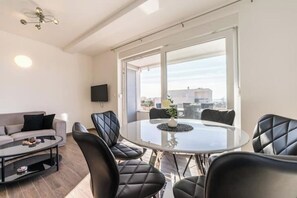 Dining - Villa Dario (Novalja)